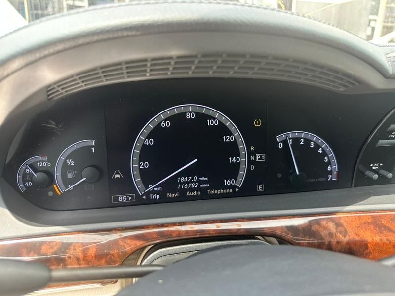 Thumbnail 2 of 2012 Mercedes-Benz S-Class S550
